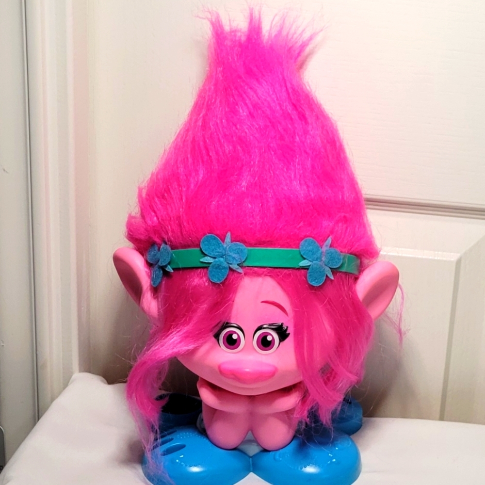 ❤ TROLLS POPPY STYLE STATION  HAIR STYLING